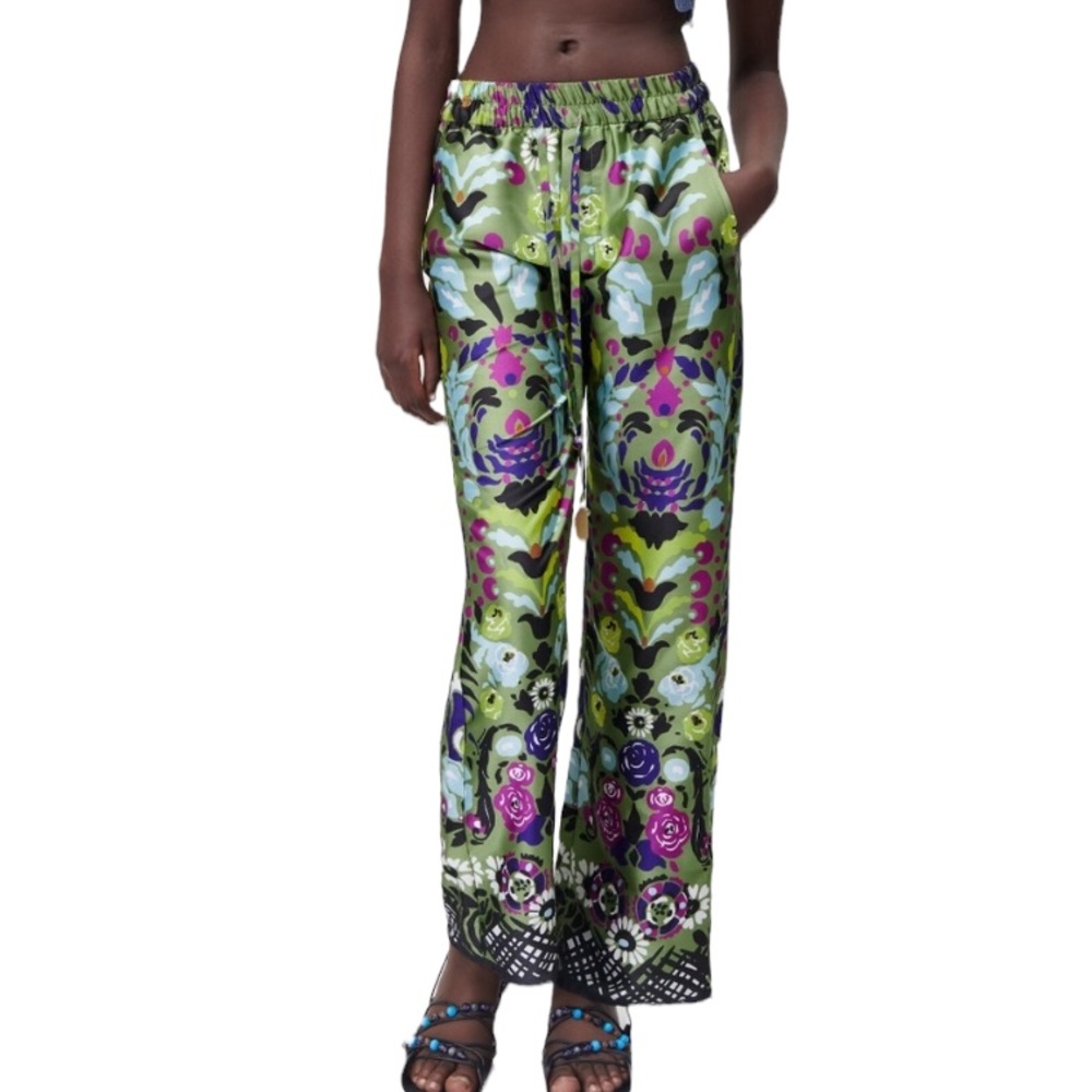 NWT Zara Flowy Printed Satin Floral Pants - M